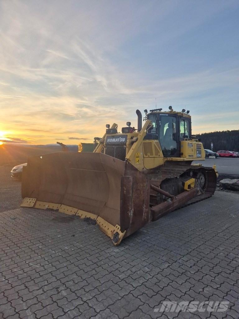 Komatsu D65 pxi Rupsdozers