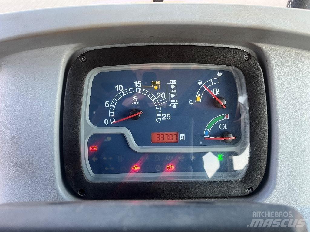 New Holland TD 5.85 Tractoren