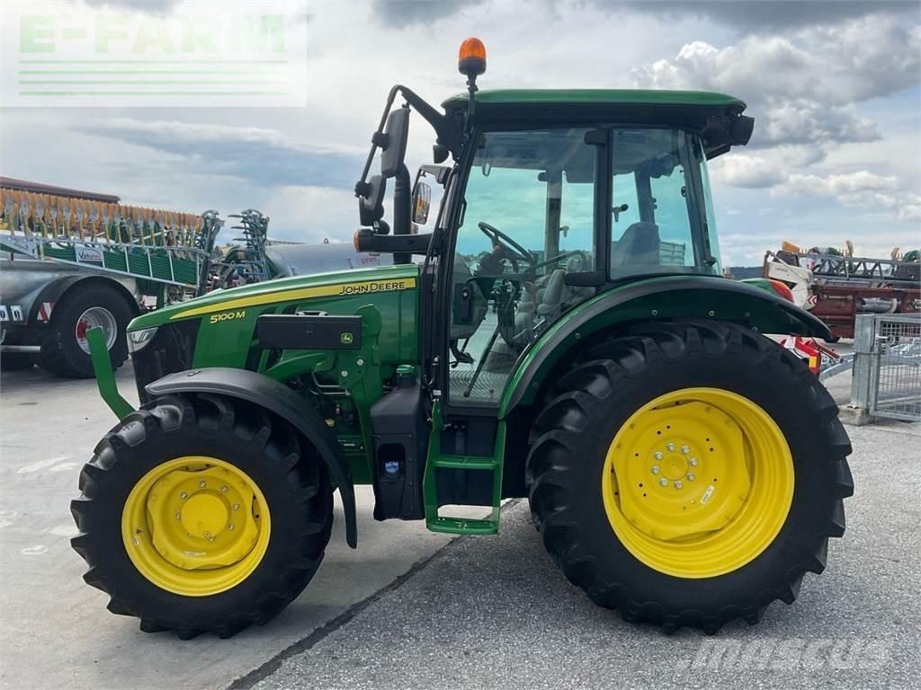 John Deere 5100M Tractoren