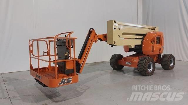 JLG 450 AJ Knikarmhoogwerkers