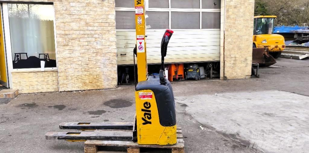 Yale MSC 10 Stapelaar meeloop