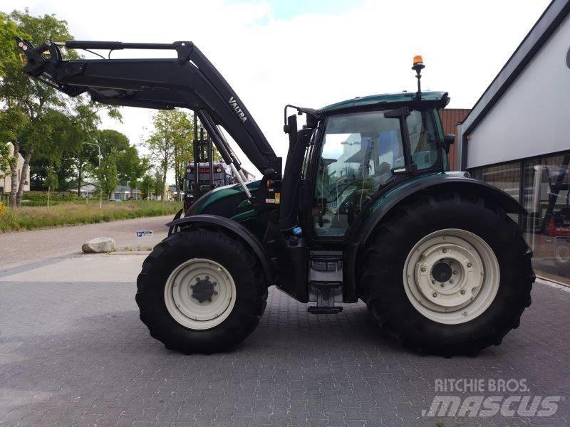 Valtra N134 A Tractoren