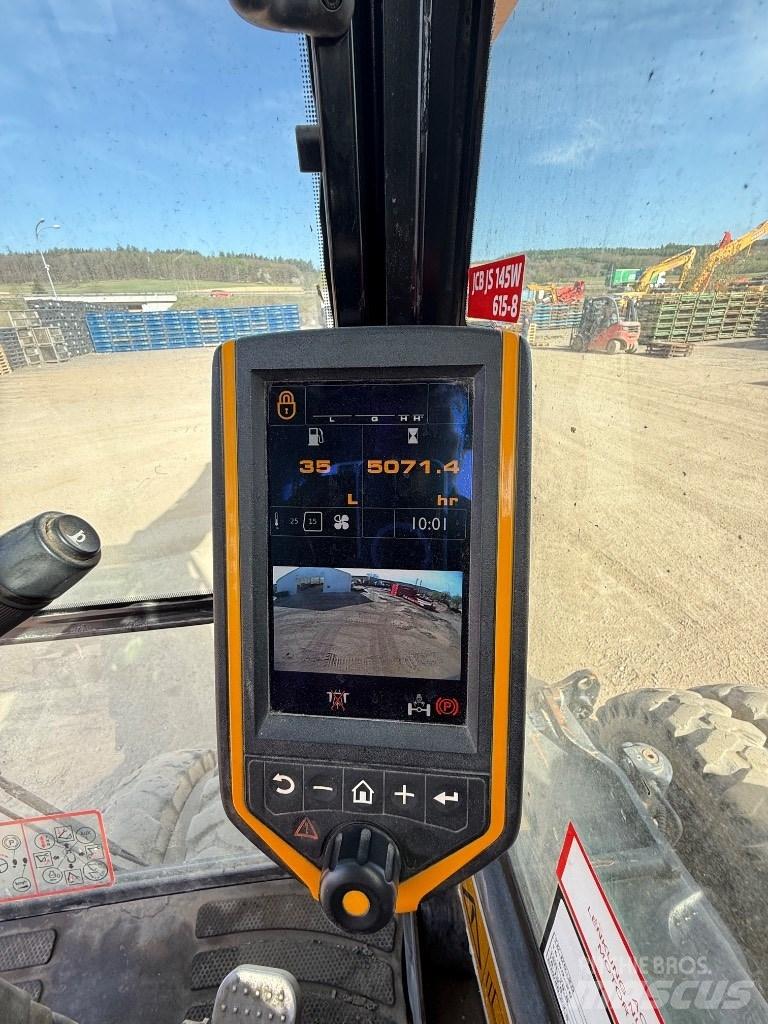 JCB JS 145 W Wielgraafmachines