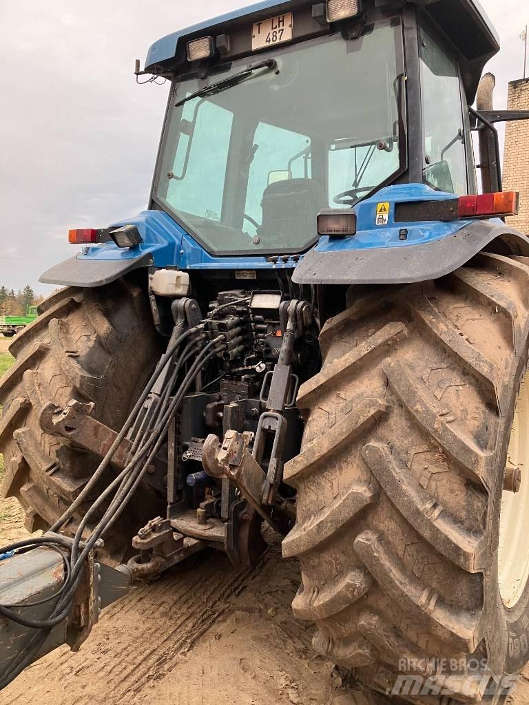 New Holland 8970 Tractoren