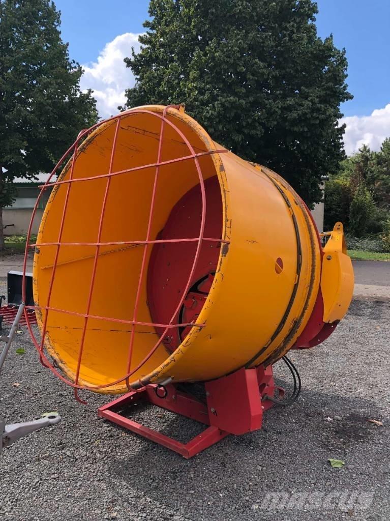 TEAGLE TOMAHAWK 5050 Balenhakselaars, -snijders en -afwikkelaars