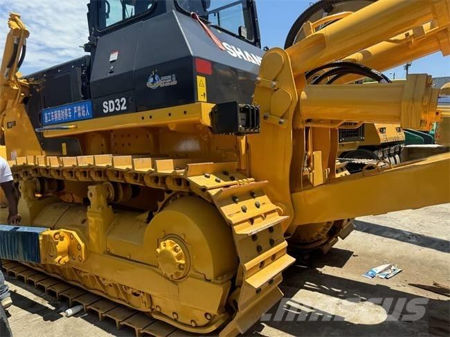 Shantui SD 32 Rupsdozers