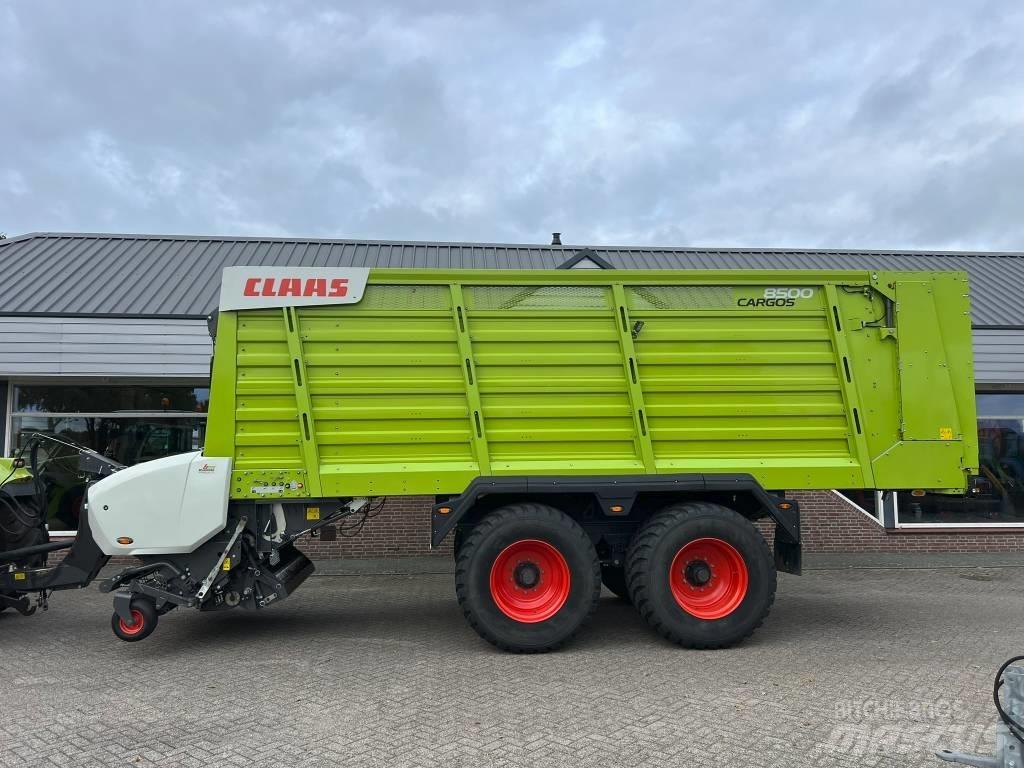 CLAAS Cargos 8500 Opraapwagens