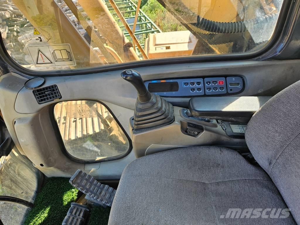 CASE CX 210 C Rupsgraafmachines