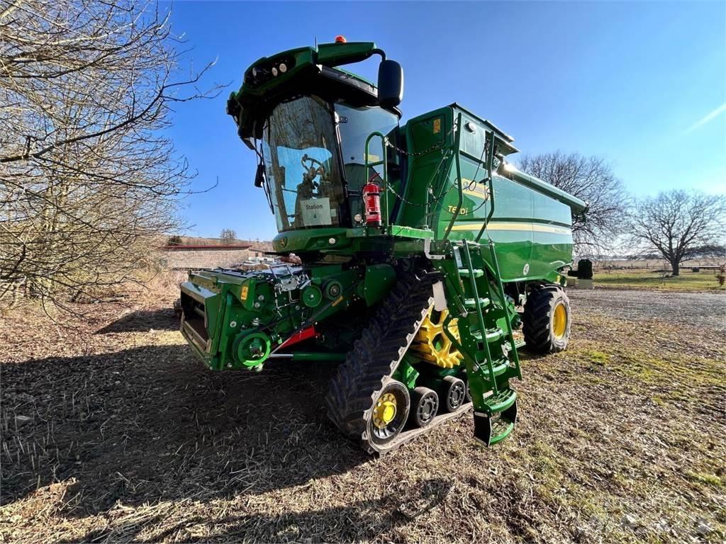 John Deere T670i Maaidorsmachines