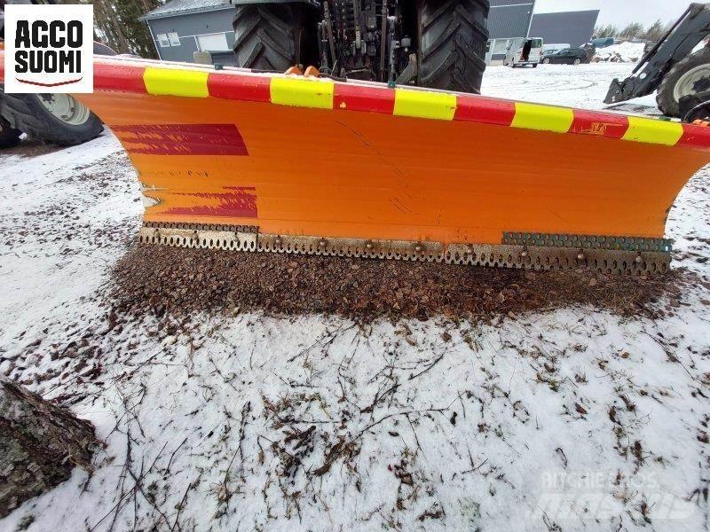 FMG ALUEAURA AA330 Sneeuwschuivers en -ploegen