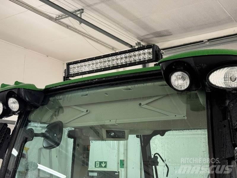 John Deere 5100 R Tractoren