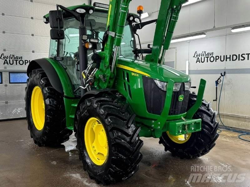 John Deere 5100 R Tractoren