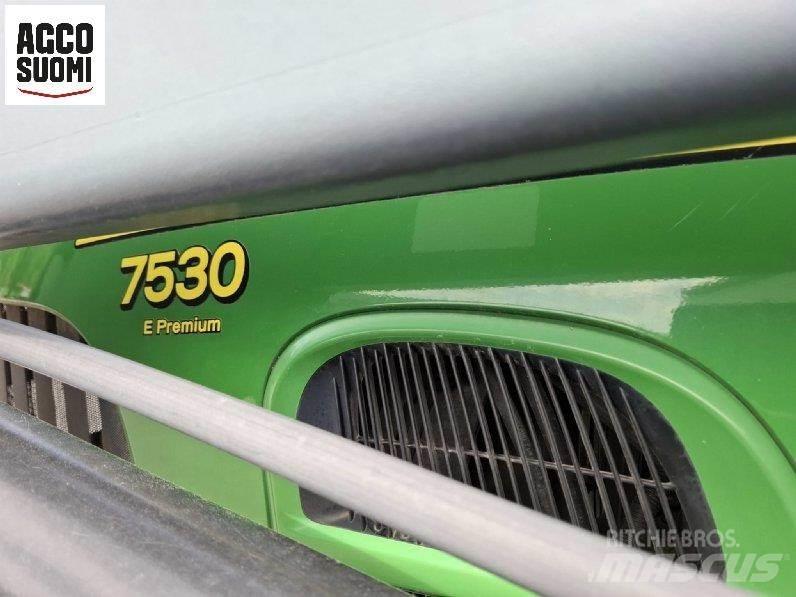 John Deere 7530 E Tractoren