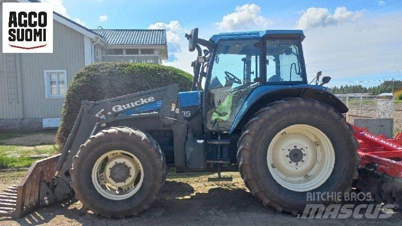 New Holland TM135 Tractoren