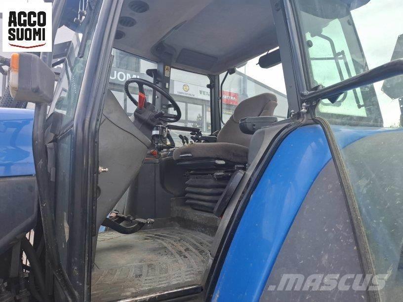 New Holland TM190 Tractoren