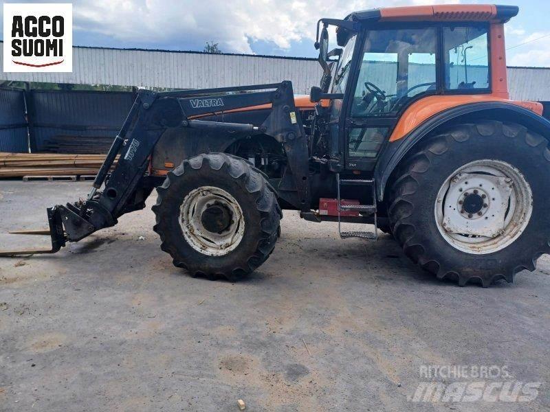 Valtra T130 CH Tractoren