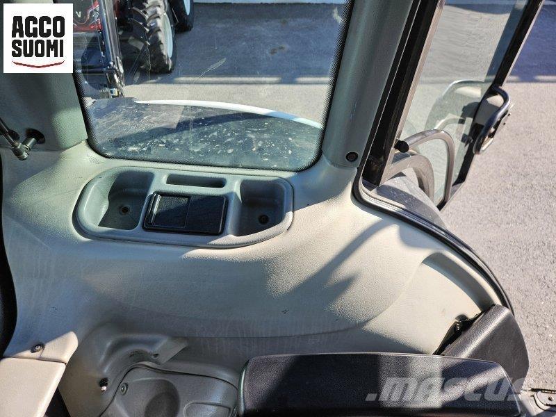 Valtra T151 EH Tractoren