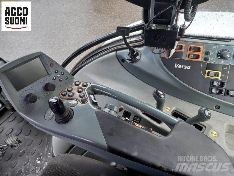Valtra T213 VERSU Tractoren