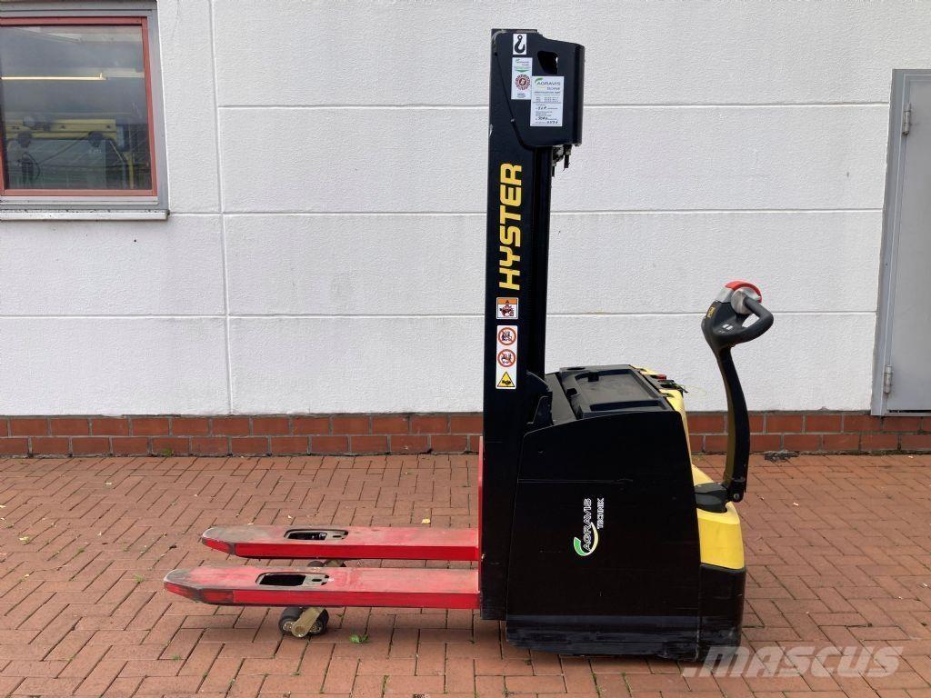 Hyster S 1.4 IL Stapelaar meeloop