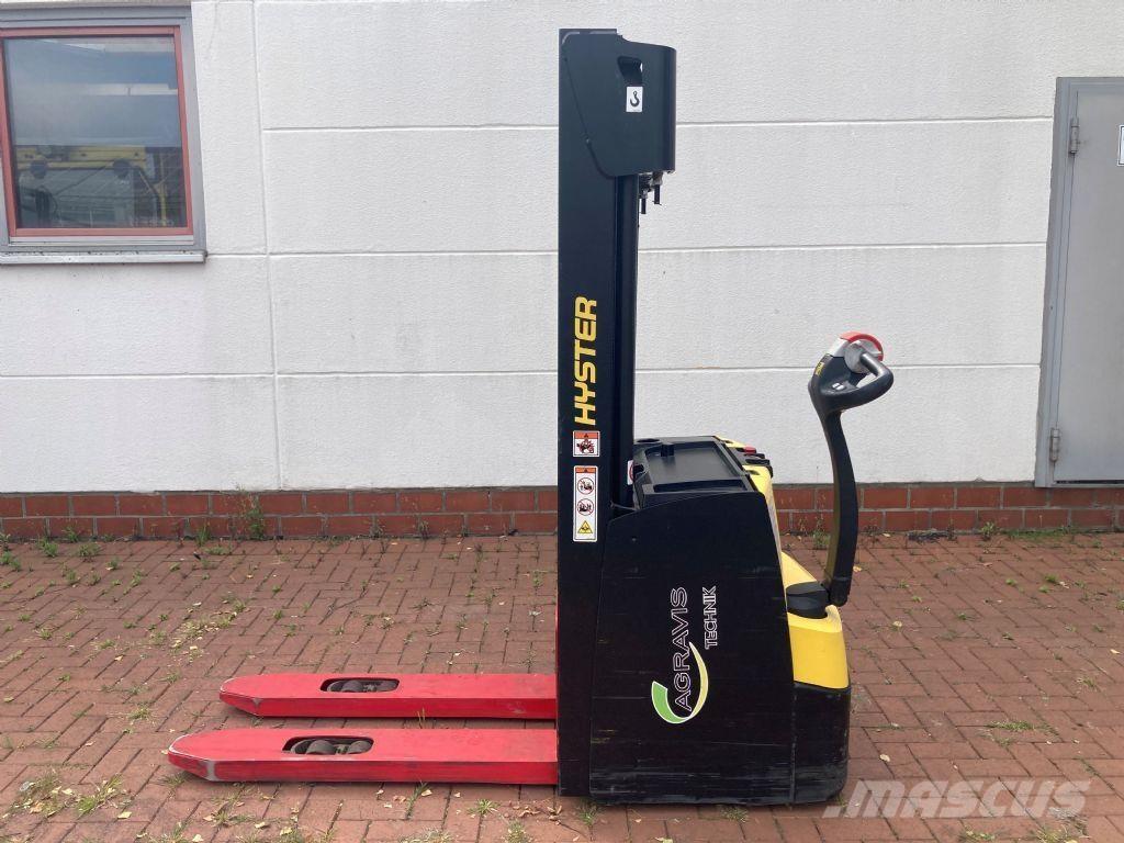 Hyster S 2.0 Stapelaar meeloop