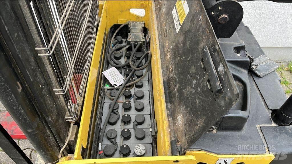 Hyster S1.5S Stapelaar meeloop