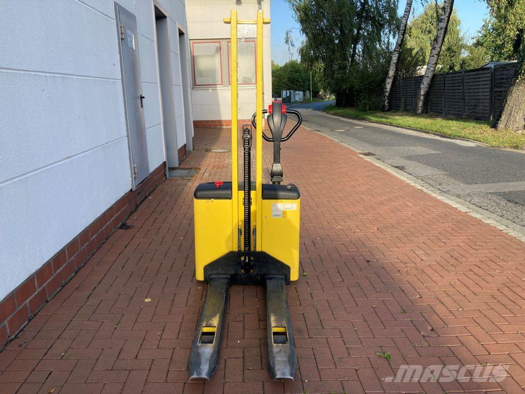 Hyster SC 1.0 Stapelaar meeloop