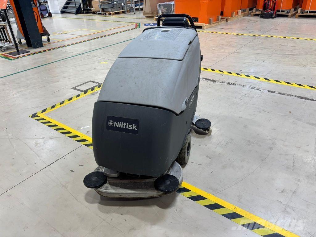 Nilfisk BA 651 Veegmachines