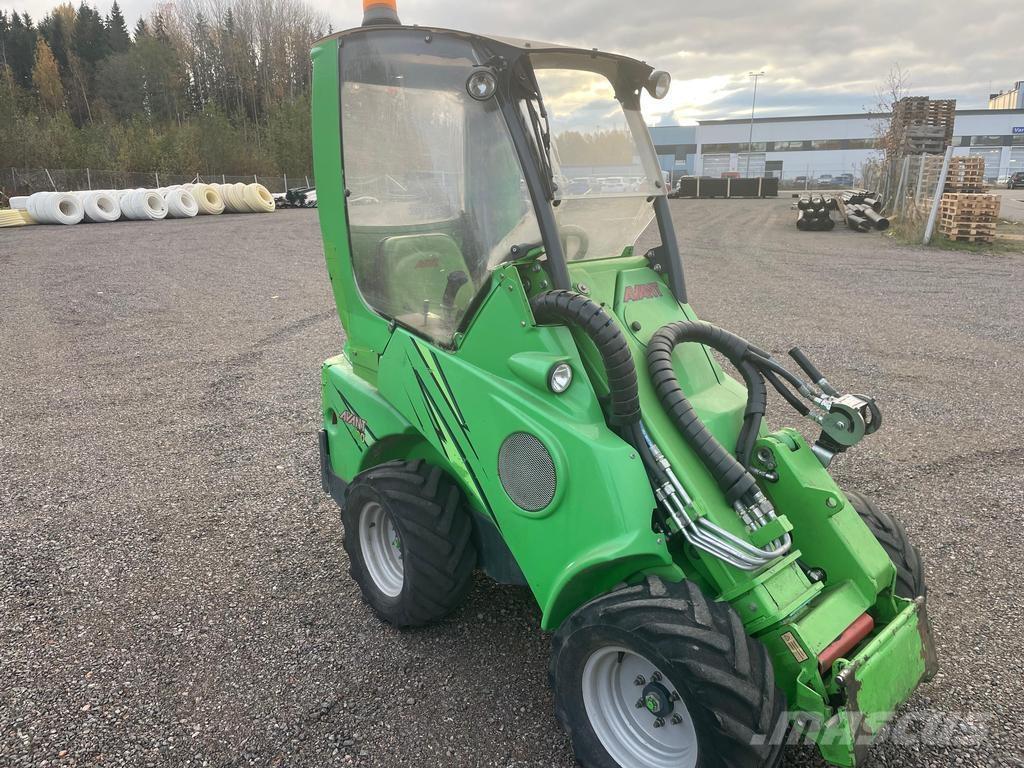 Avant 420 Knik- en schrankladers