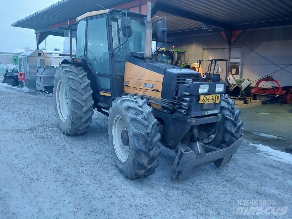 Valmet 665 Tractoren