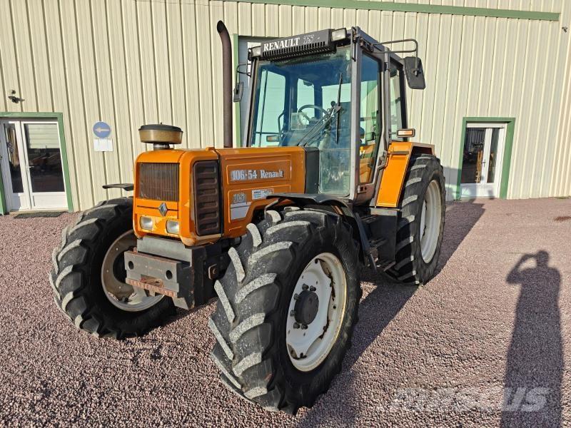 Renault 106-54 Tractoren