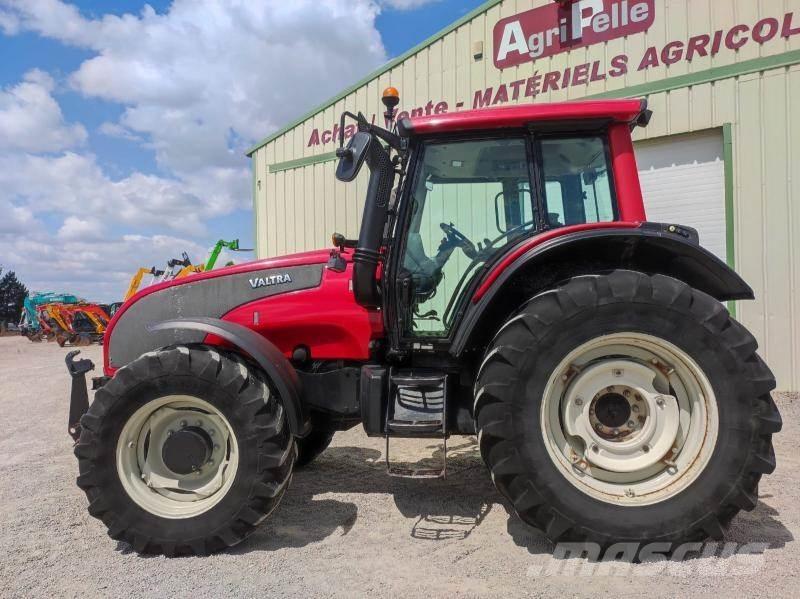 Valtra T151 Tractoren