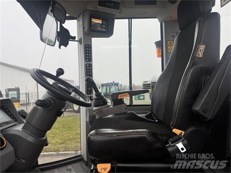 JCB 427 Agri Wielladers