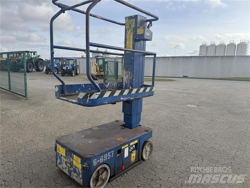 UpRight TM 12 Andere liften en hoogwerkers