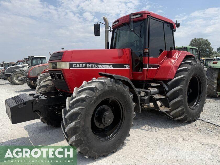 CASE 7130 Tractoren