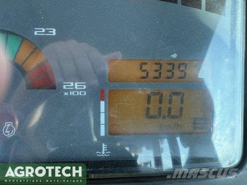 CLAAS Ares 826 RZ Tractoren