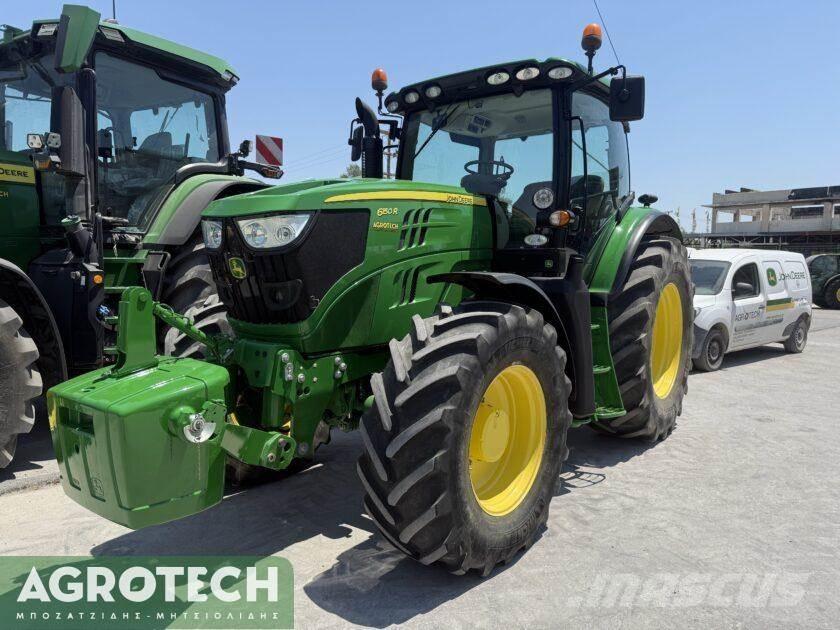 John Deere 6150R Tractoren
