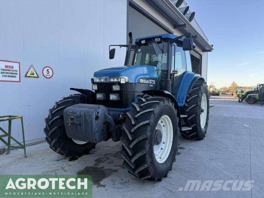 New Holland 8770 Tractoren