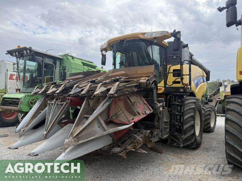 New Holland CX 8070 Tractoren