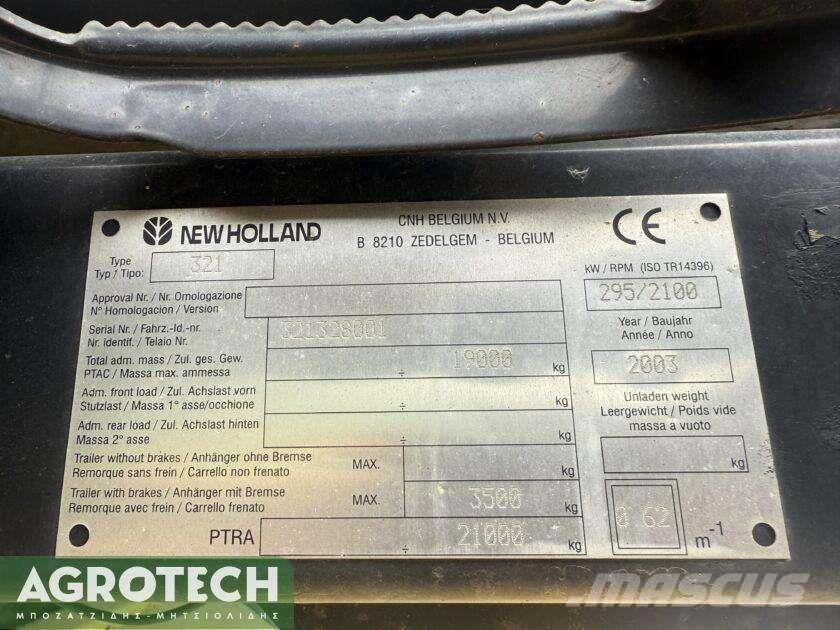 New Holland CX 880 Tractoren