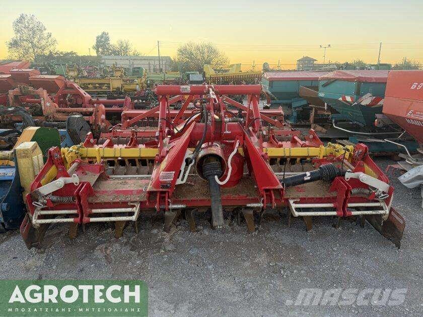 Pöttinger  Tractoren