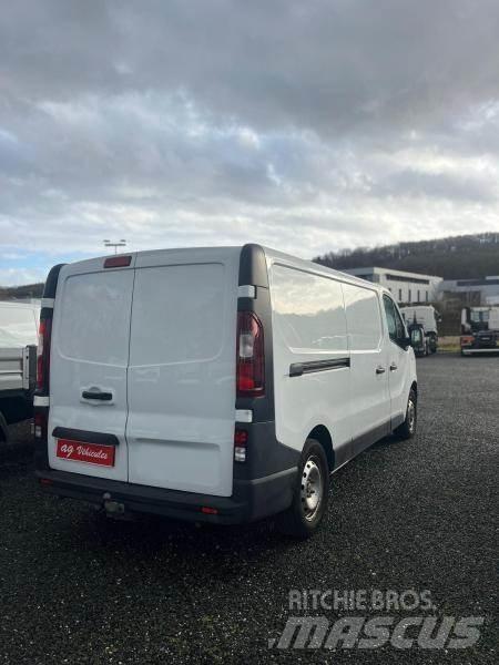 Opel Vivaro Minibussen