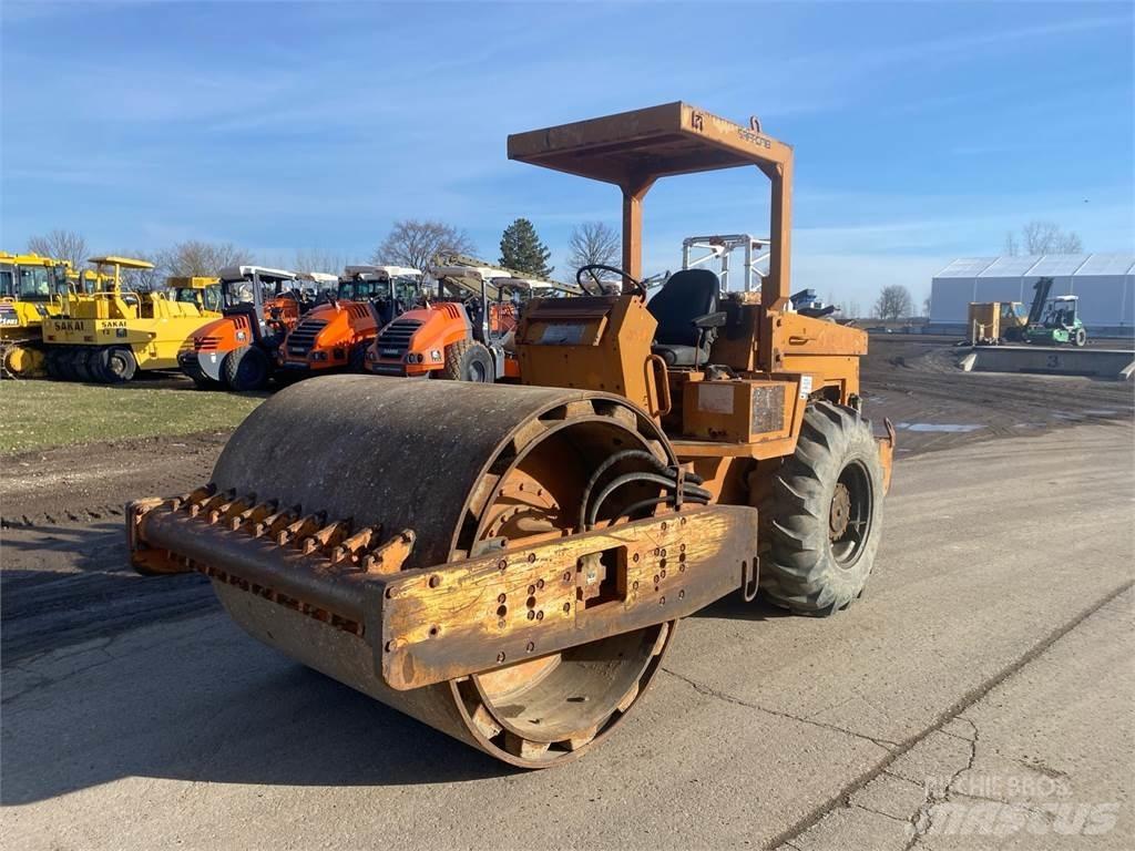Sakai SV70T Afvalpersen