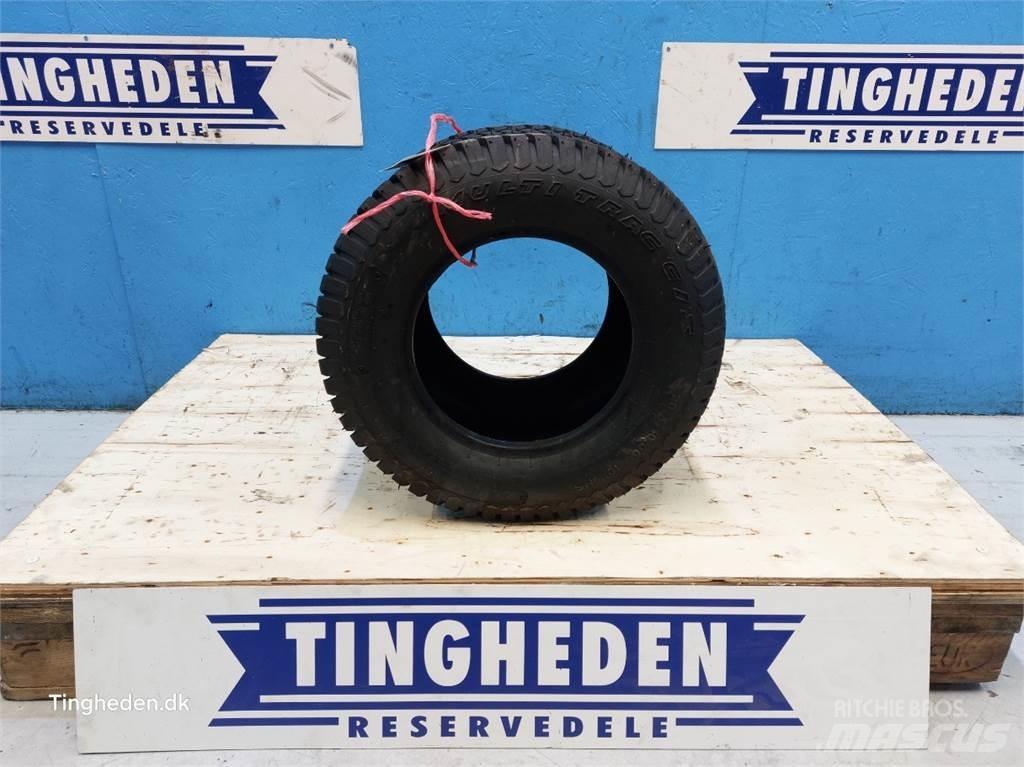  10 20x10.00-10 Banden, wielen en velgen