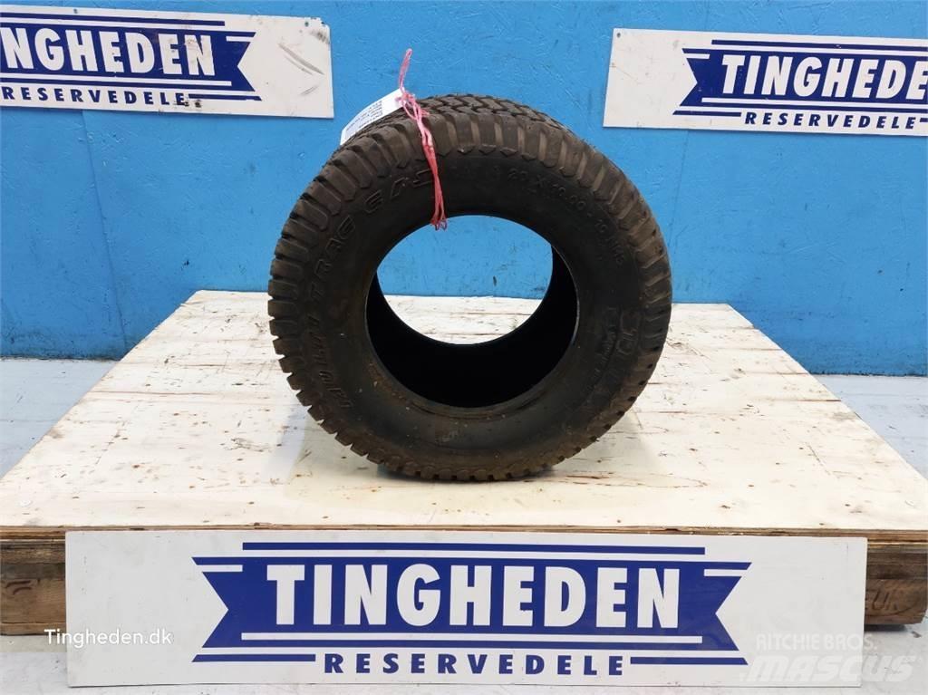  10 20x10.00-10 Banden, wielen en velgen