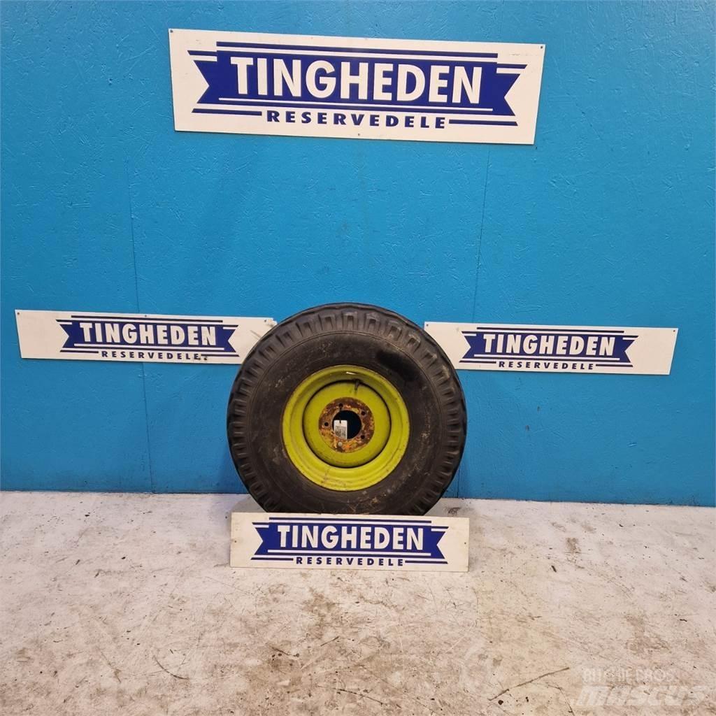 15 15.5/80-15 Banden, wielen en velgen