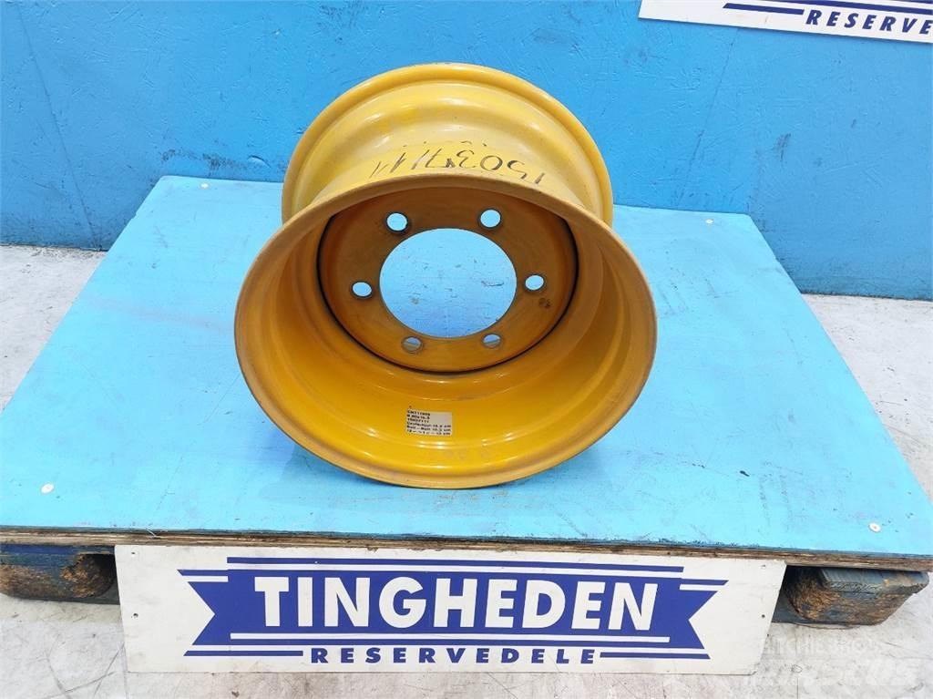  15.3 9.00x15.3 Banden, wielen en velgen