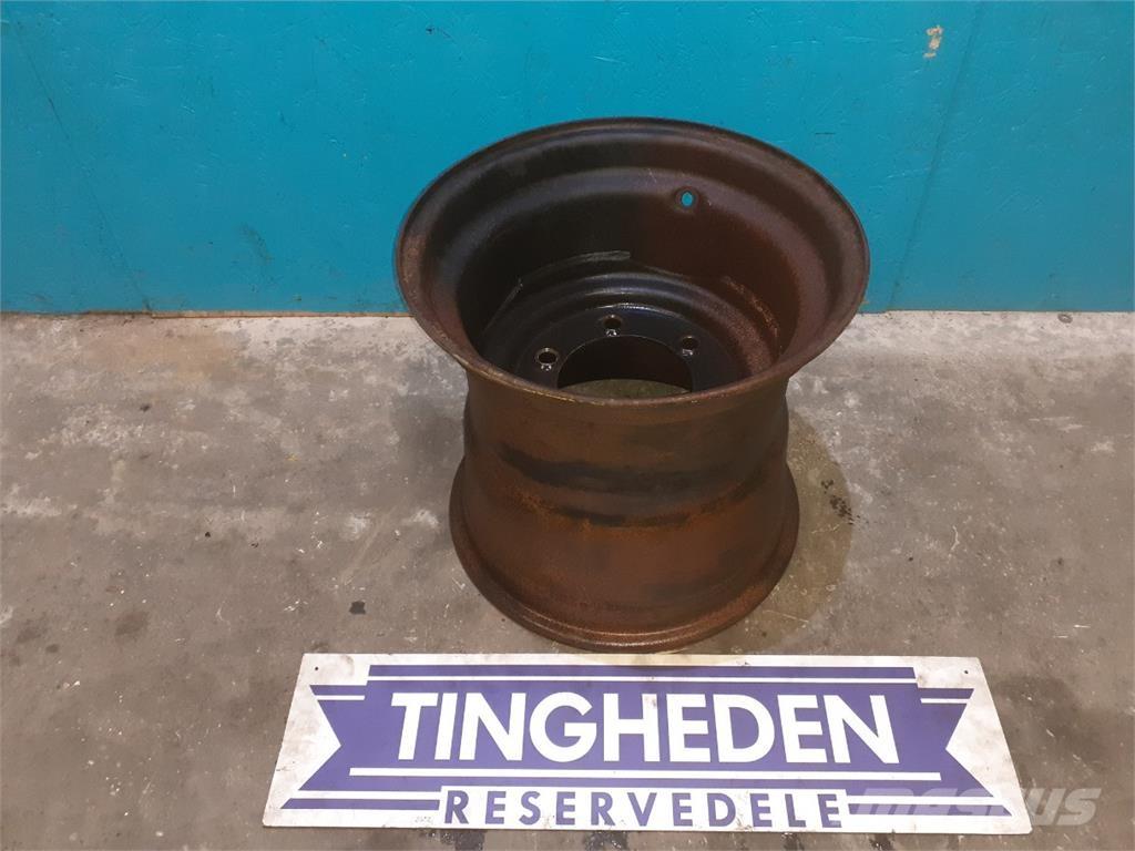  17 16.00x17 Banden, wielen en velgen