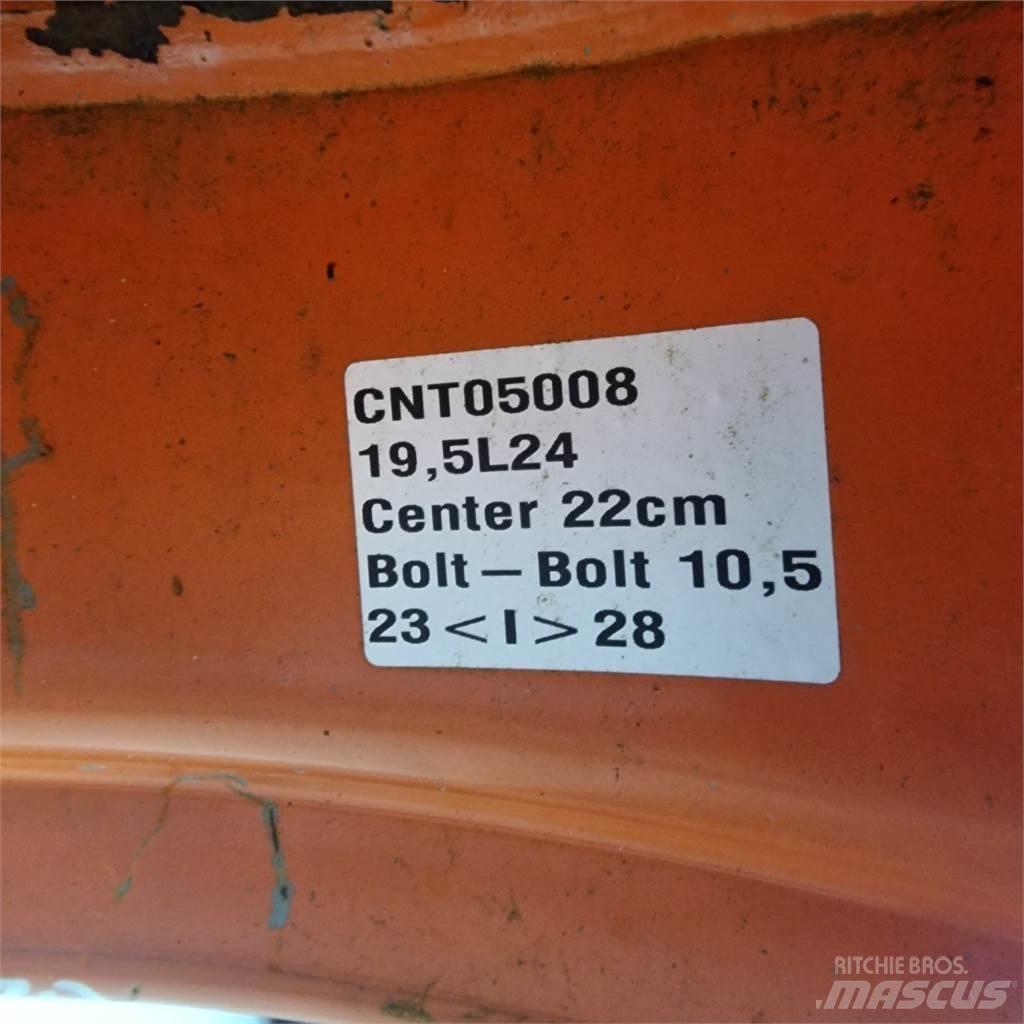  24 19.5L24 Banden, wielen en velgen