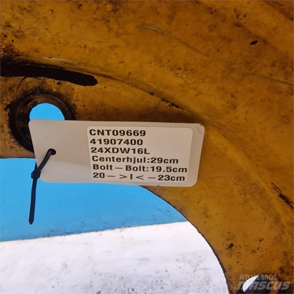  24 24xDW16L Banden, wielen en velgen