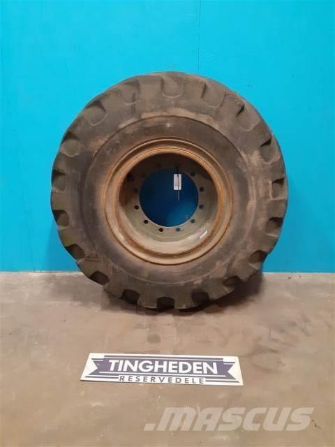  25 20.5-25 Banden, wielen en velgen